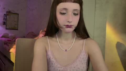 Mira online show from April 25, 9:12 pm