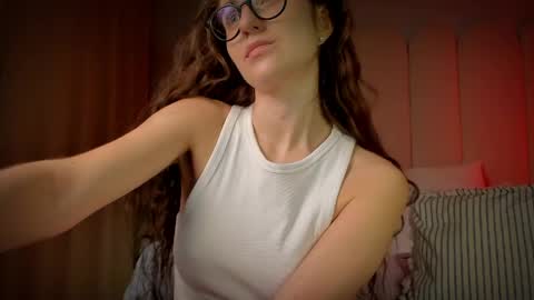 Mira online show from April 10, 7:42 pm