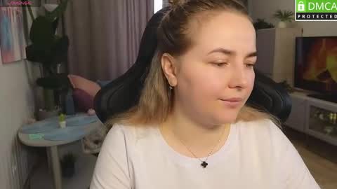 Mira online show from April 25, 2:25 am