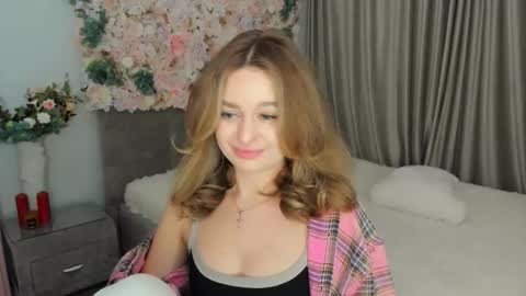 Emma online show from September 15, 6:37 pm