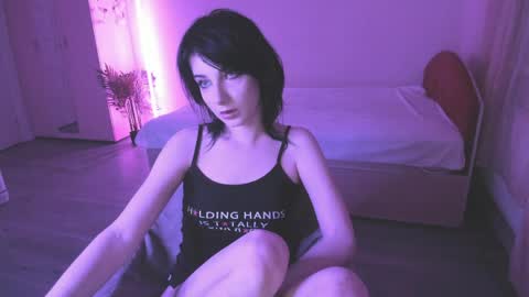 miragespark online show from June 7, 9:43 pm