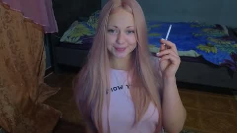 mirahardmanxx online show from October 19, 5:15 pm