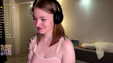 Mira online show from April 10, 8:37 pm