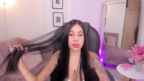 miranda_crawfor online show from November 14, 1:00 pm