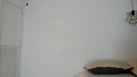 Miranda online show from April 24, 12:30 pm