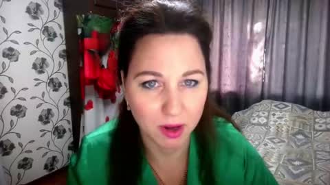 mirandasumme26 online show from August 9, 11:14 am