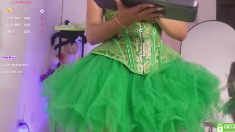 MIRANDA HERNANDEZ online show from November 1, 6:28 am