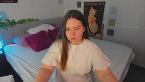 Mireya online show from May 19, 5:25 am
