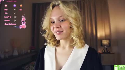 Snapshot of mishagiarrusso chatting on September 22, 3:43 pm Your Betty online show from September 22, 3:43 pm