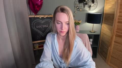 mishapallmer online show from October 2, 1:54 am