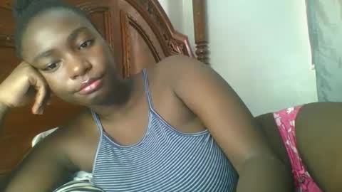 miss440 online show from December 3, 8:14 am