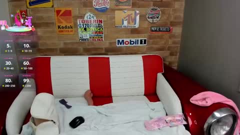 Snapshot of miss__lunna chatting on February 28, 11:03 am Lunna online show from February 28, 11:03 am