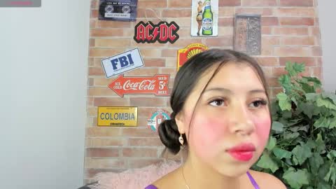 Snapshot of miss__luxury chatting on October 20, 11:02 am Luxury online show from October 20, 11:02 am