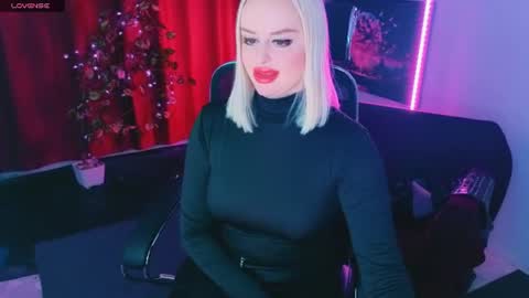 miss_alice_silver online show from June 22, 5:32 pm