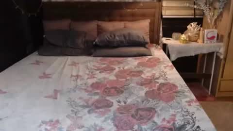 miss angelic15 online show from February 9, 11:56 am