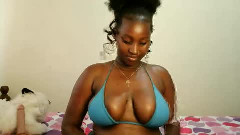 miss_boobieliscious1 online show from January 18, 10:22 am