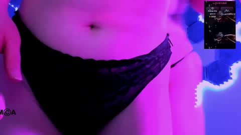 miss_courtney online show from April 28, 2:10 pm