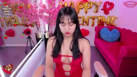 Snapshot of miss_dolly1 chatting on February 19, 12:33 pm Melanie online show from February 19, 12:33 pm