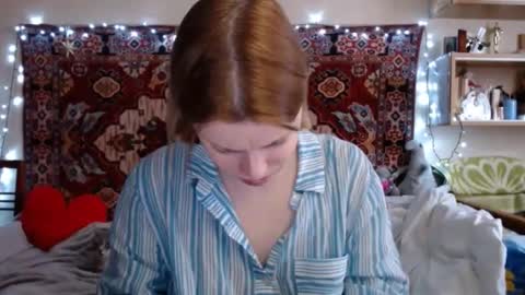 Elis online show from February 7, 12:06 pm