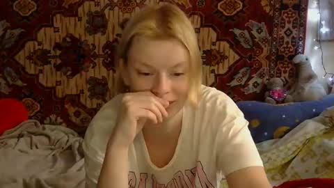 Elis online show from September 19, 11:20 am