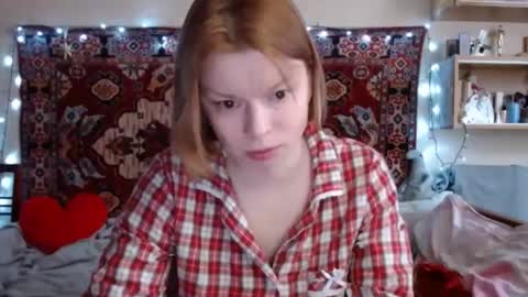 Elis online show from March 4, 12:12 pm