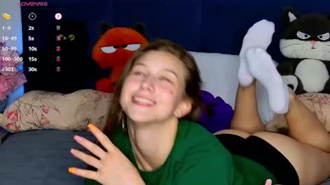 Emily online show from July 3, 7:31 pm