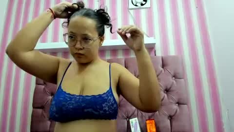 miss_kattya_ online show from June 21, 11:58 am