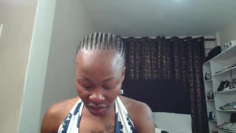 Miss Kiarrafit online show from January 12, 2:11 pm