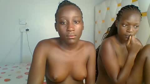 miss_lolah7 online show from April 16, 2:01 am