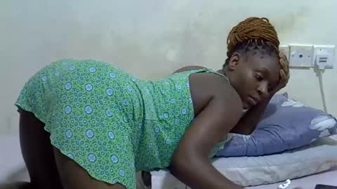 monroe online show from February 25, 10:03 am