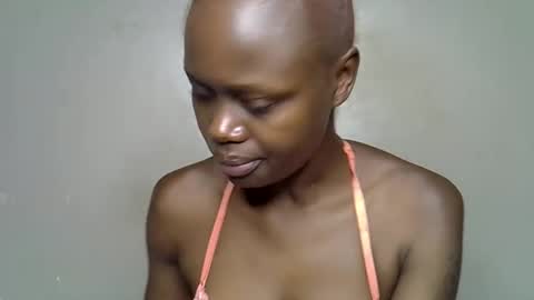 miss_pretty1 online show from January 7, 6:00 pm