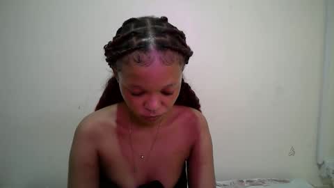 miss_rihanna2 online show from April 25, 3:42 pm