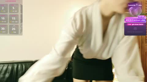 Snapshot of miss_satori_rose chatting on December 10, 9:54 pm Satori Rose online show from December 10, 9:54 pm