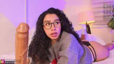 Amy Olivera online show from April 24, 12:52 pm