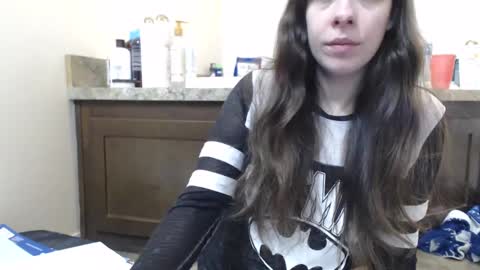 Snapshot of miss_sunshine01 chatting on February 11, 4:13 pm Bella online show from February 11, 4:13 pm