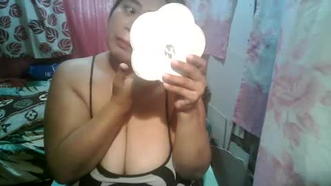 Snapshot of miss_v0lcan0 chatting on February 4, 9:20 pm miss v0lcan0 online show from February 4, 9:20 pm