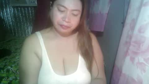 Snapshot of miss_v0lcan0 chatting on October 12, 2:03 am miss v0lcan0 online show from October 12, 2:03 am