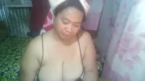 Snapshot of miss_v0lcan0 chatting on October 7, 10:52 am miss v0lcan0 online show from October 7, 10:52 am