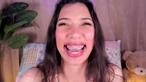 Miss Veronica online show from July 21, 1:23 pm