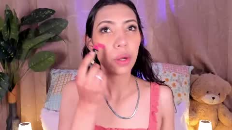 Miss Veronica online show from August 3, 1:06 pm