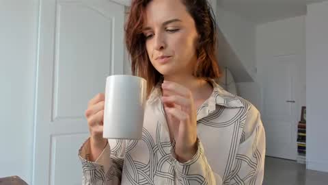 Alexandra Thorn online show from March 19, 10:41 am