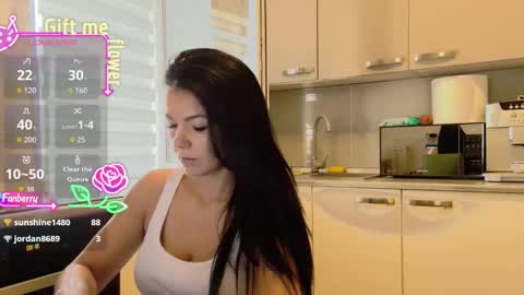 Snapshot of missbya chatting on September 10, 5:18 am missbya online show from September 10, 5:18 am