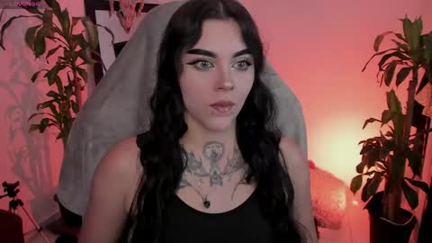 Missy Charlottte.  Hey remember to give me a thumbs up ty online show from April 29, 4:59 am