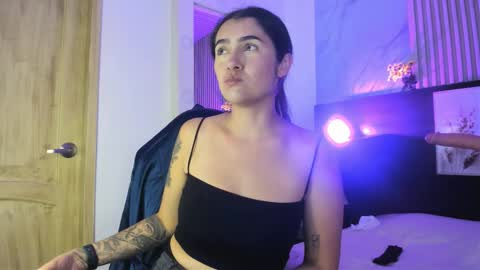 misscheelsee_as online show from September 9, 2:44 am