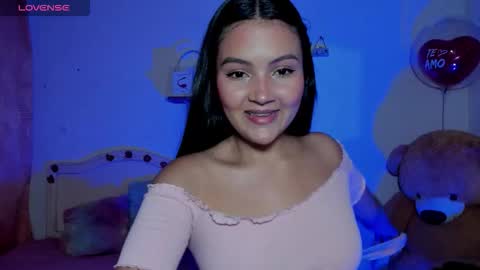 Snapshot of misschelsea01 chatting on October 5, 6:35 pm Chelsea online show from October 5, 6:35 pm