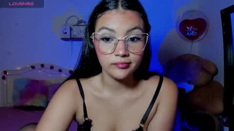 Snapshot of misschelsea01 chatting on October 16, 11:18 pm Chelsea online show from October 16, 11:18 pm