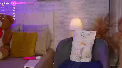Snapshot of missdanah chatting on September 8, 8:52 pm D A N A online show from September 8, 8:52 pm