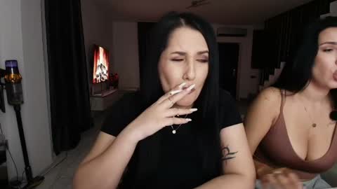 Miss online show from April 3, 11:03 pm