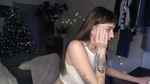 Snapshot of missfiti chatting on December 8, 11:03 am missfiti online show from December 8, 11:03 am