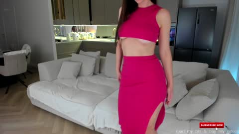 Lauren online show from November 24, 8:27 am